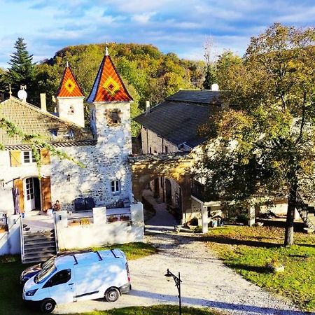 Ourches Domaine Des Chabriers B&B 외부 사진