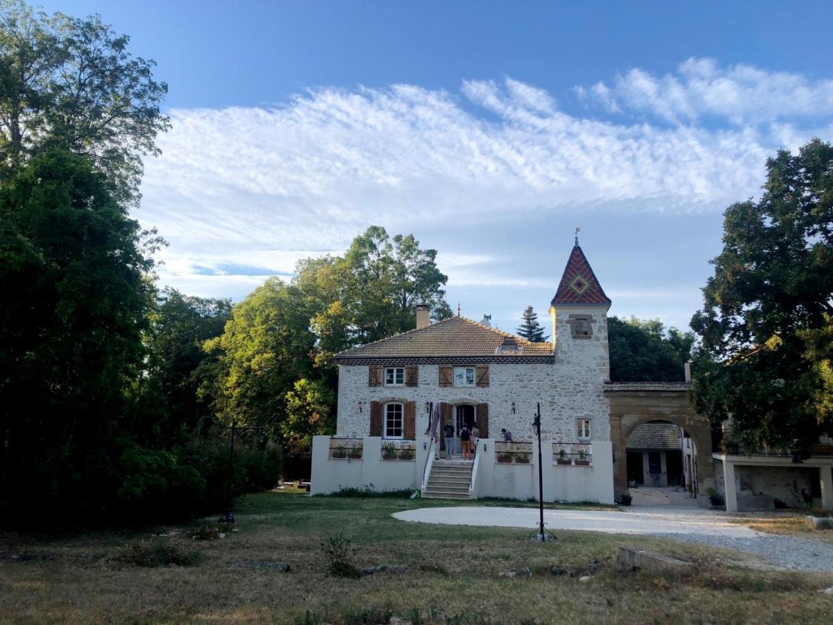 Ourches Domaine Des Chabriers B&B 외부 사진