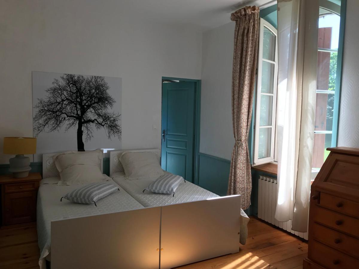 Ourches Domaine Des Chabriers B&B 외부 사진