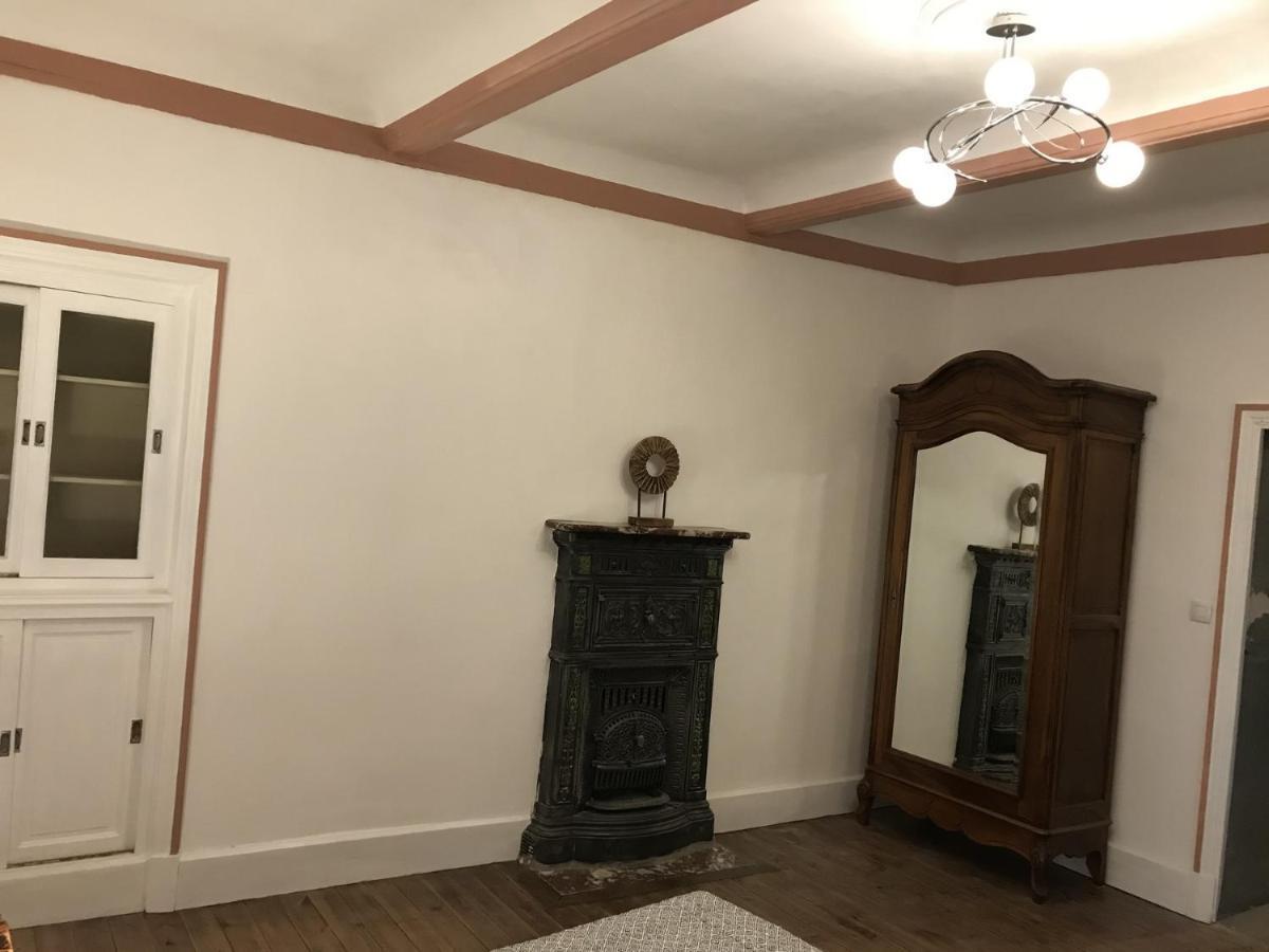 Ourches Domaine Des Chabriers B&B 외부 사진