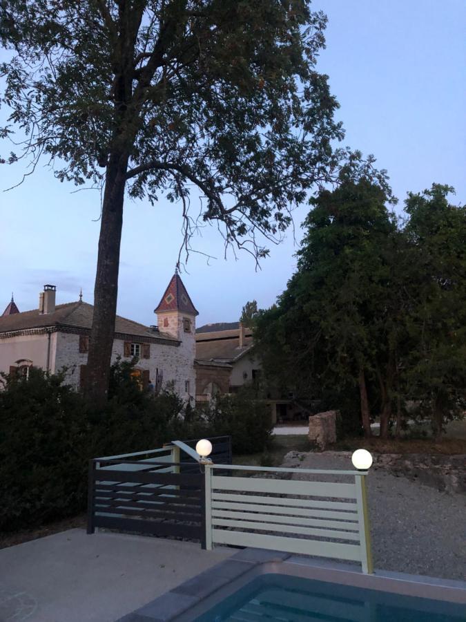 Ourches Domaine Des Chabriers B&B 외부 사진