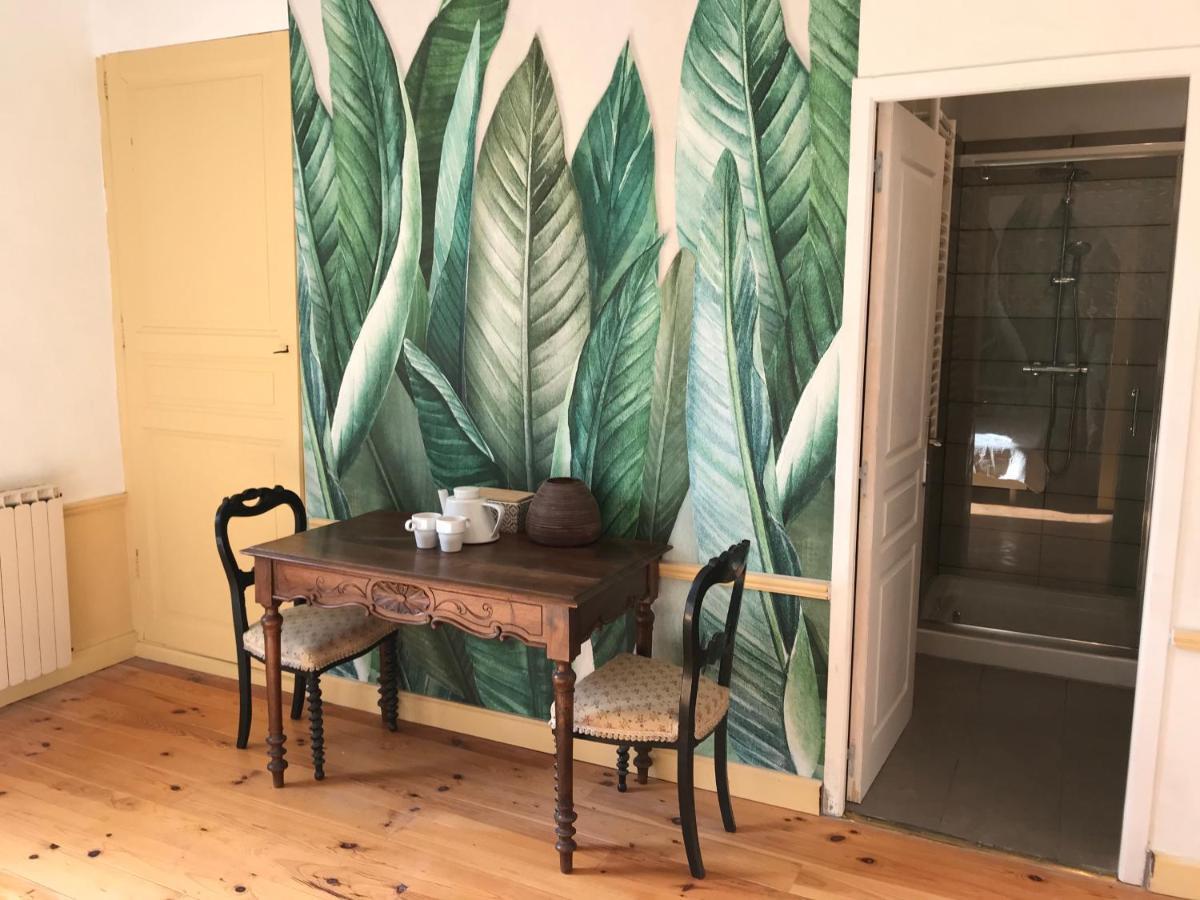 Ourches Domaine Des Chabriers B&B 외부 사진