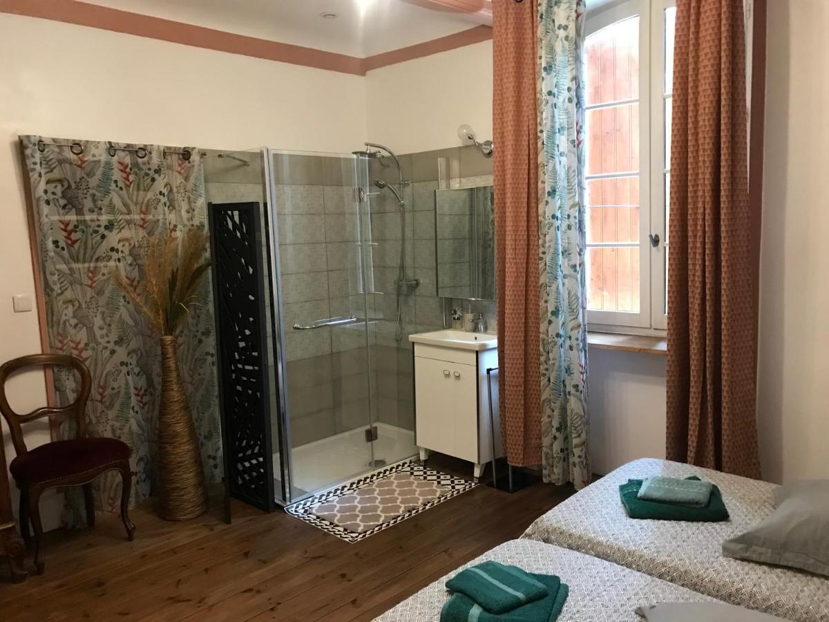 Ourches Domaine Des Chabriers B&B 외부 사진