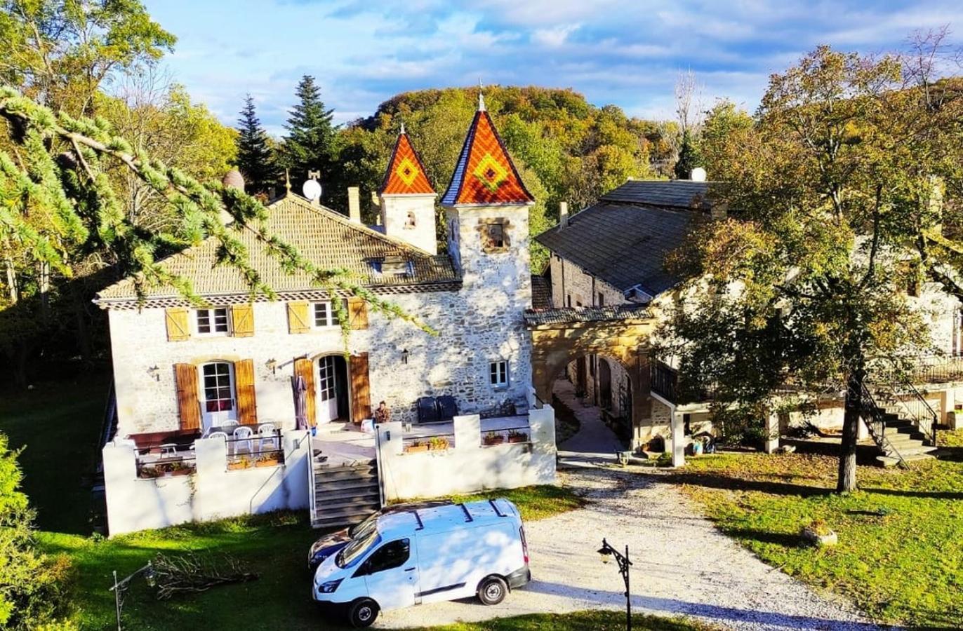 Ourches Domaine Des Chabriers B&B 외부 사진